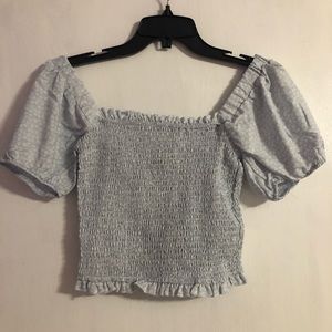 Puffy sleeve top